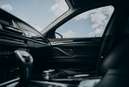 Should You Repair or Replace Your Windshield?